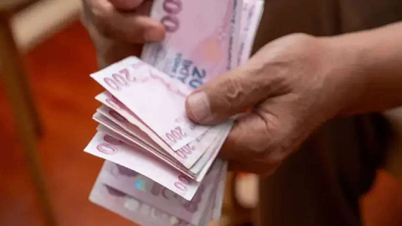 Emeklilerin hesabına koşulsuz 30 bin TL yatacak 5
